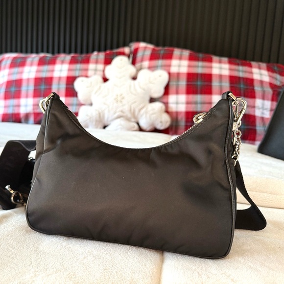 Prada Re-Edition 2005 Re-Nylon bag - Picture 6 of 6